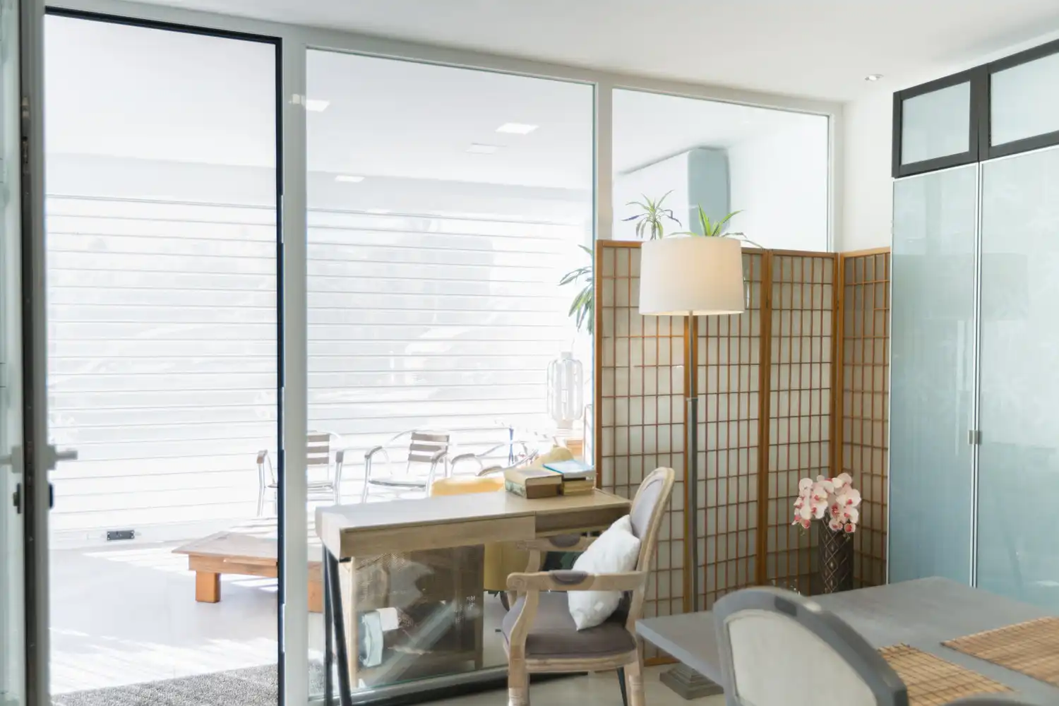 Ground floor for rent in Bello Horizonte - Lindasol