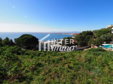 Terreno residencial en venta en Calle Pujada al Puig Rom 86