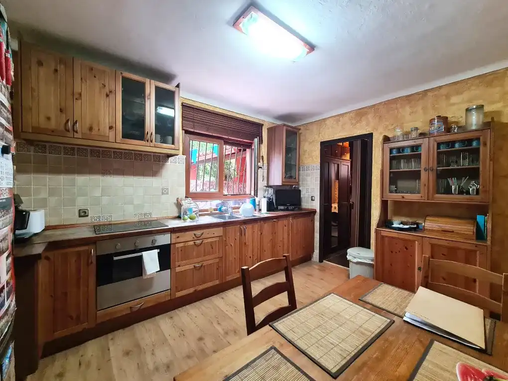 Cocina de Casa o chalet en venta en Pravia con Calefacción, Jardín privado y Terraza