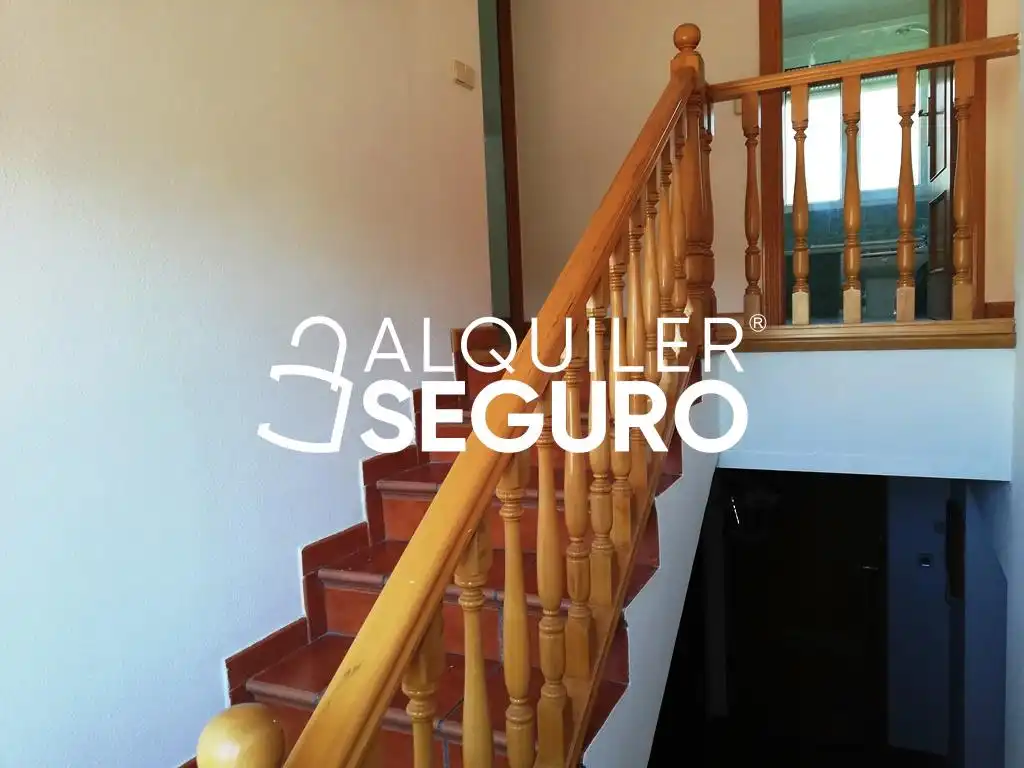 Casa o chalet de alquiler en Colmenar Viejo con Calefacción, Terraza y Amueblado