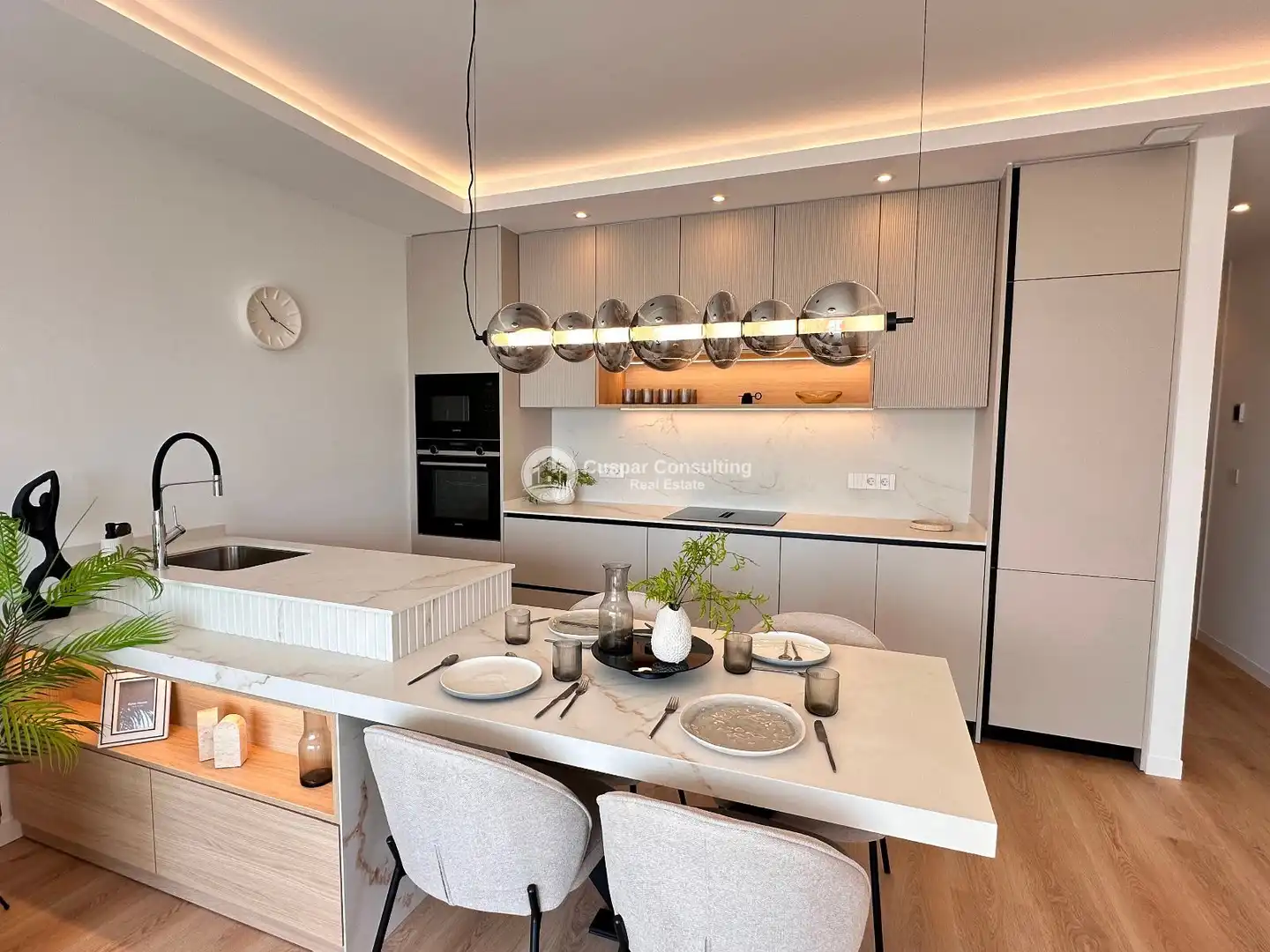 Apartamento con piscina en venta en Gran via de la Manga, imagen 8
