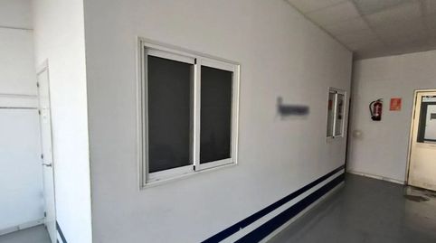 Nave Industrial en venta en Políg. Industriales  El Pino, 7 dormitorios., imatge 2