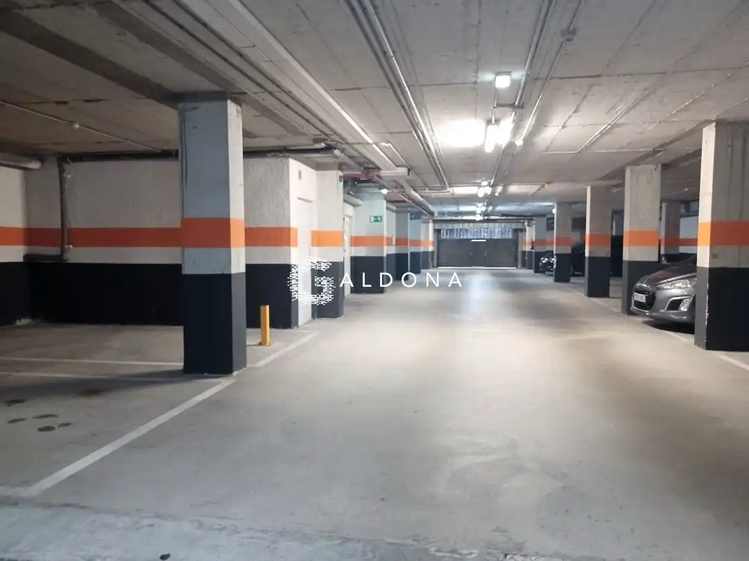 Parking for sale in Zarautz Kalea, imagen 5