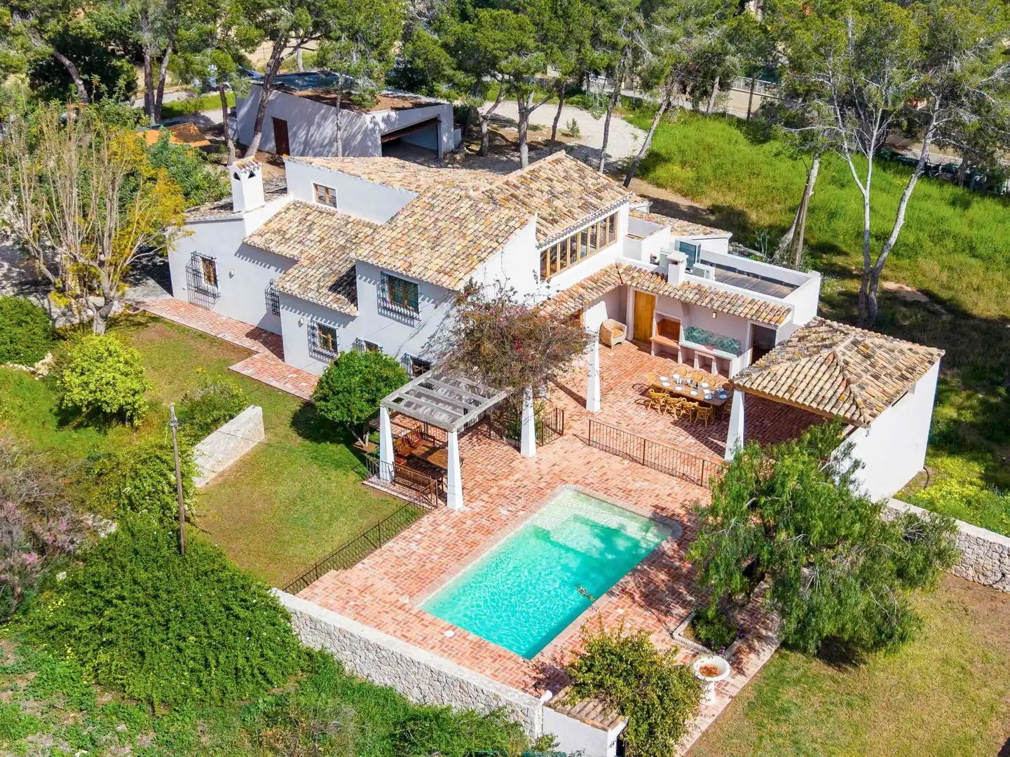 Exterior view of Houses for sale in L'Alfàs del Pi  with Air Conditioner, Heating and Private garden