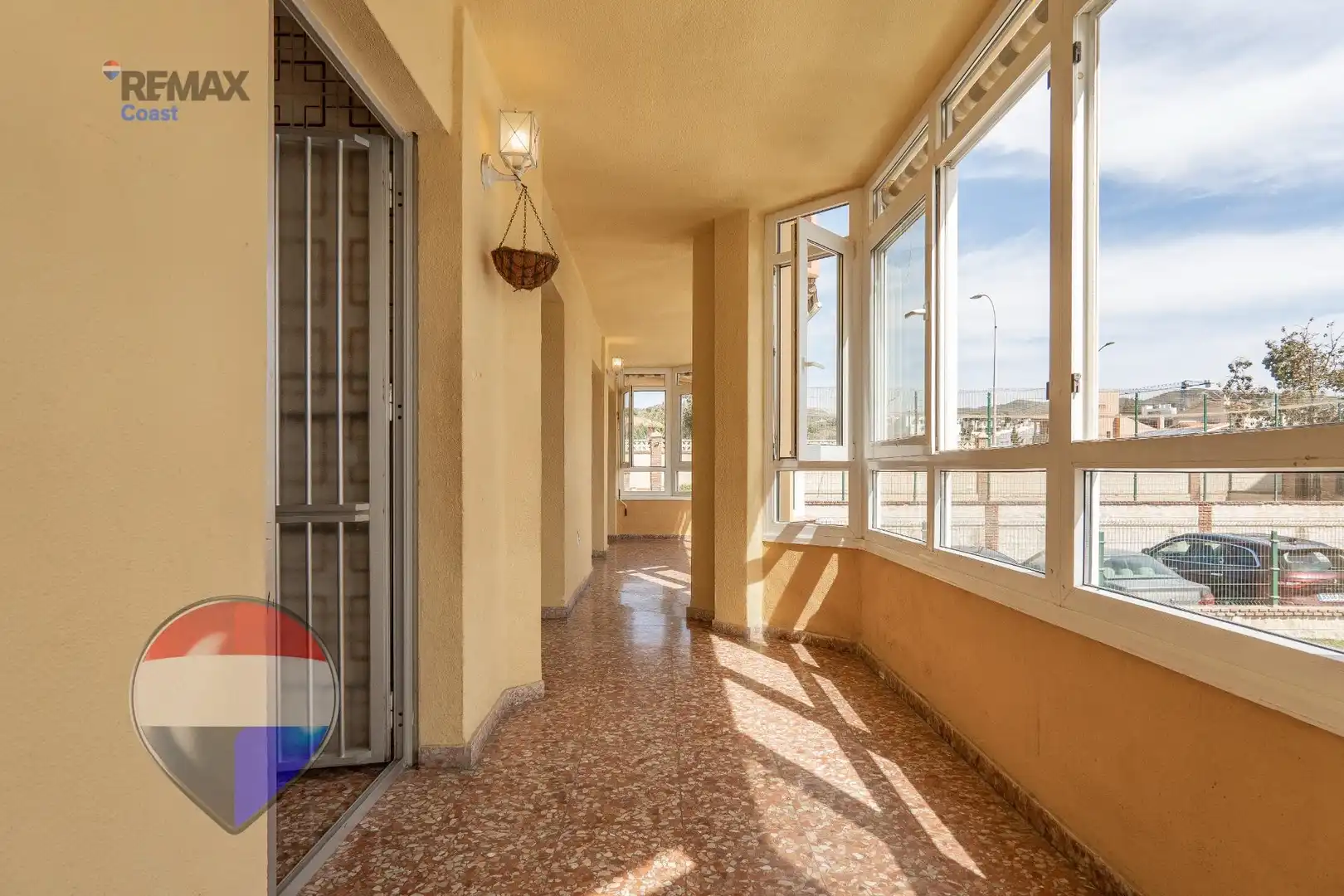 Wohnung zum Verkauf in Rincón de la Victoria mit Privatgarten, Terrasse und Gemeinschaftspool
