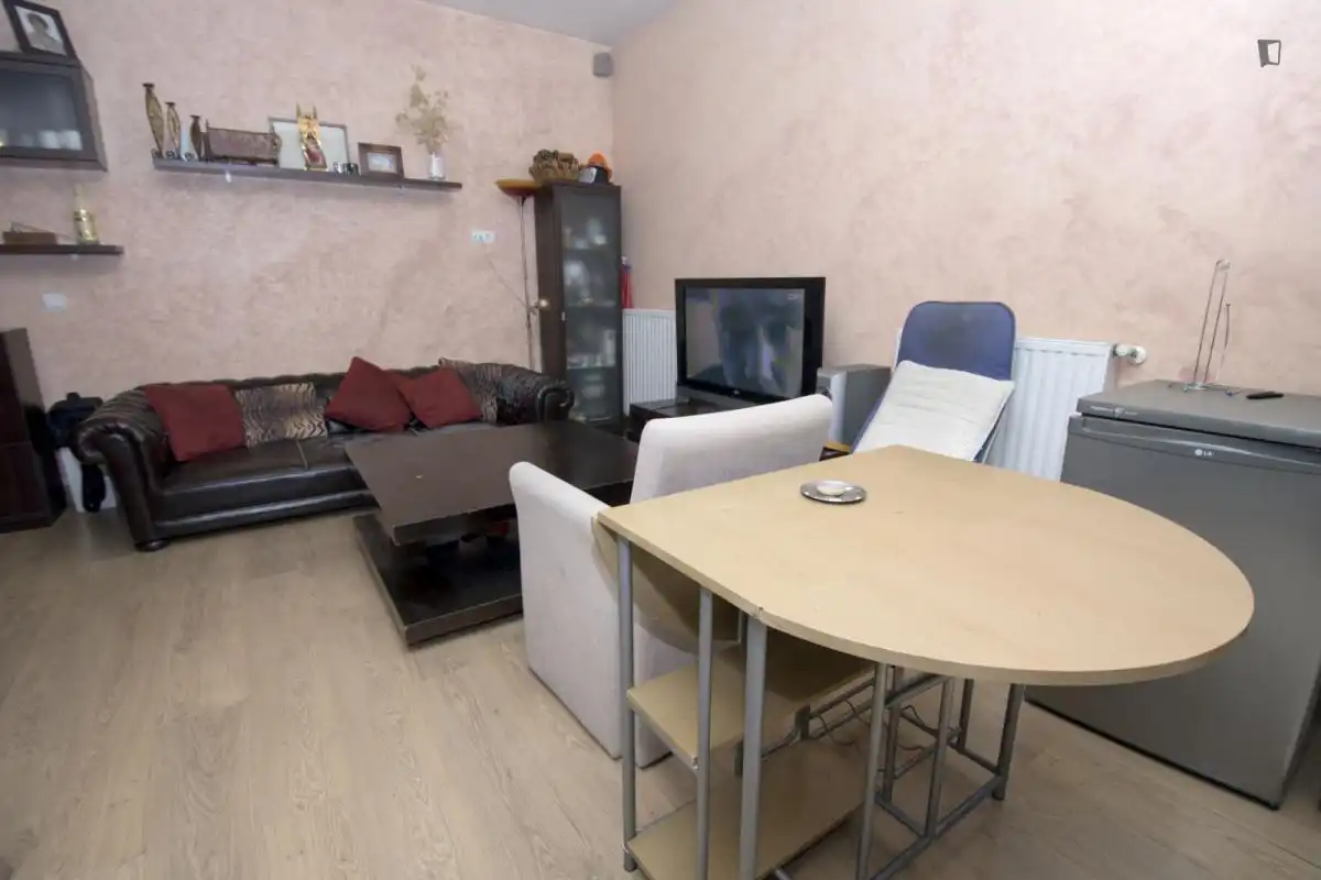 Habitació a PAU de Carabanchel