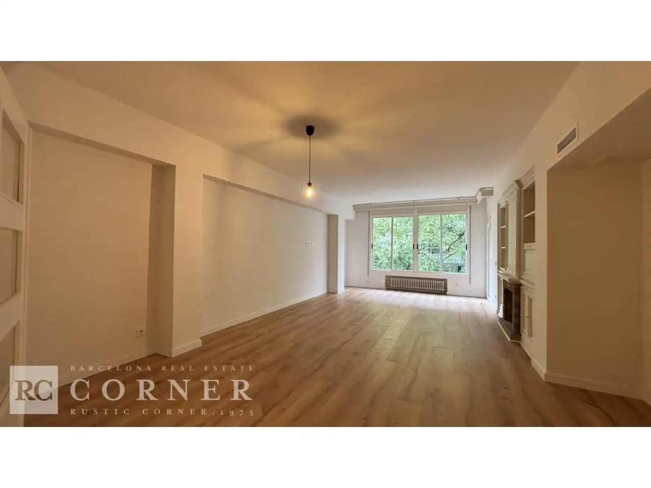 Exterior view of Flat for rent in Barcelona  with Air Conditioner, Heating and Terrace