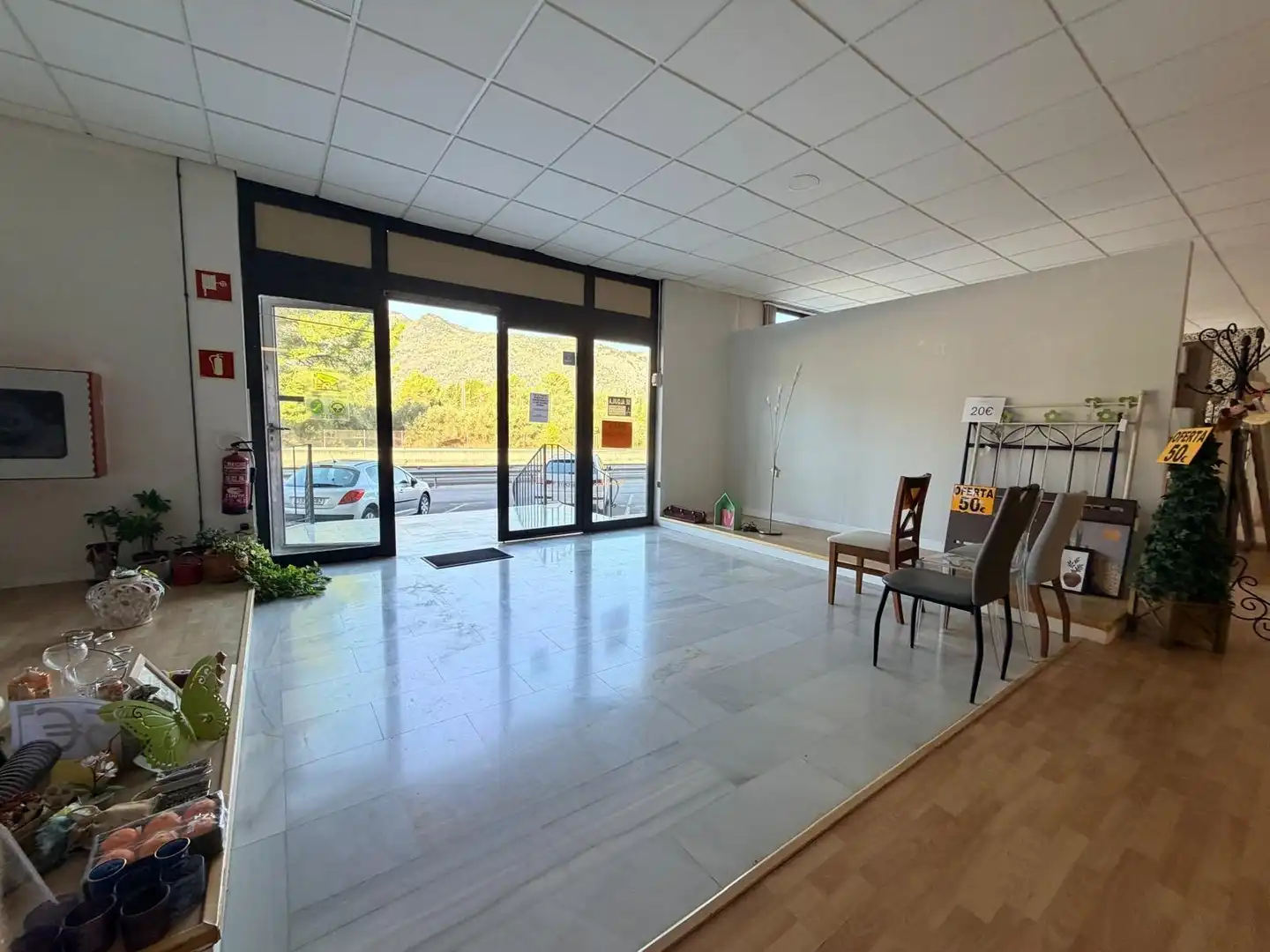 Local comercial de lloguer a Muro de Alcoy, imagen 2