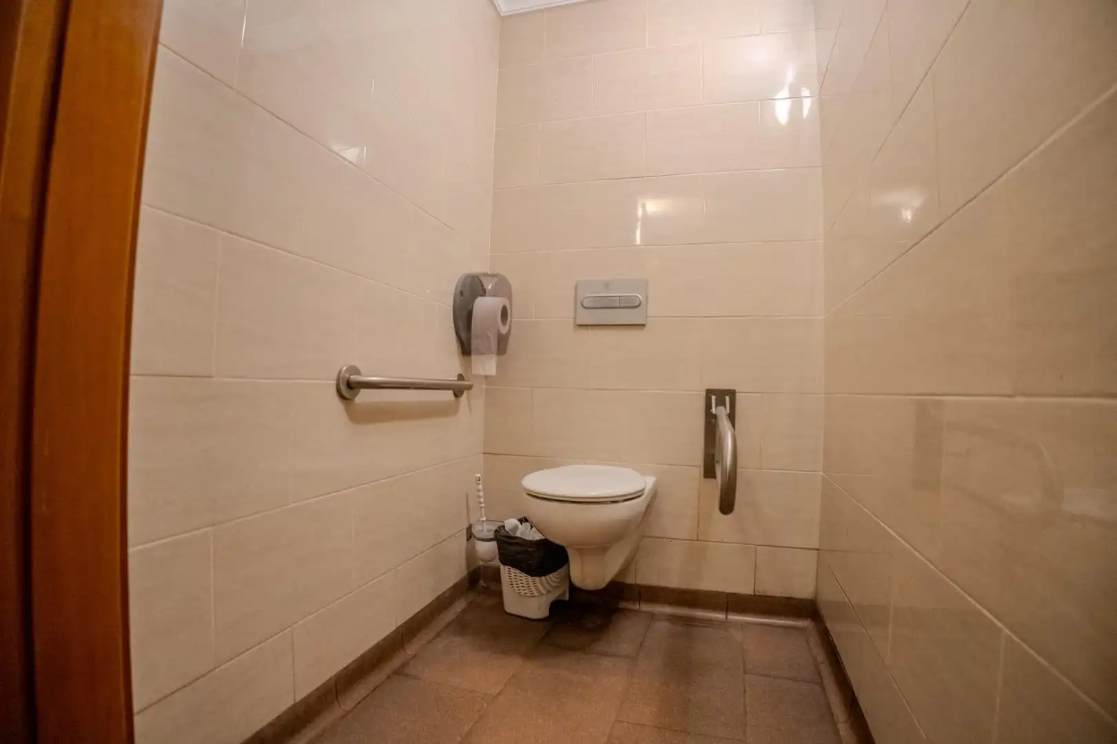 Business premises for sale in AGUSTINA ARAGON 8, imagen 18