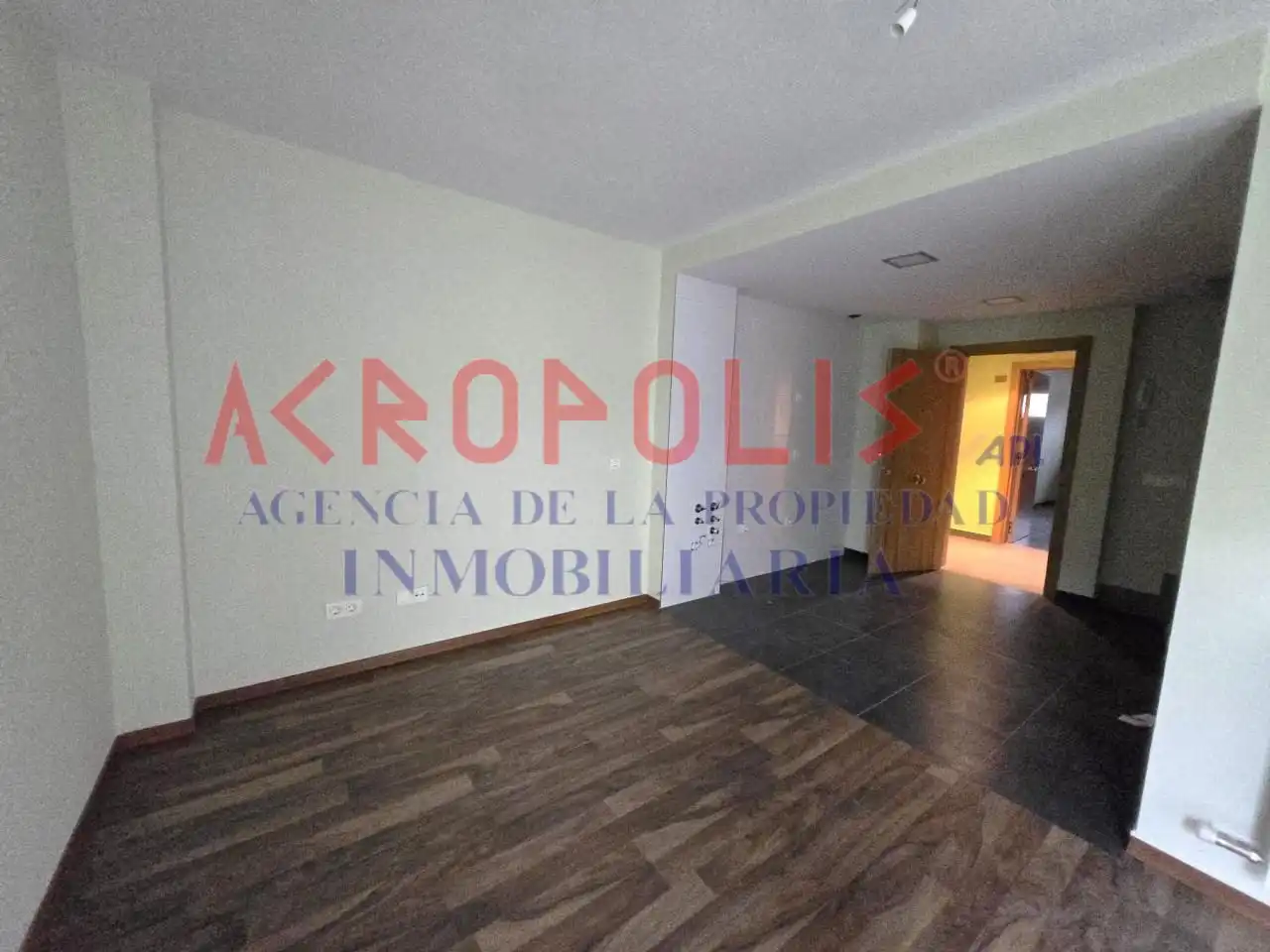Dúplex amb ascensor en venda a Calle E Alonso S-lomb