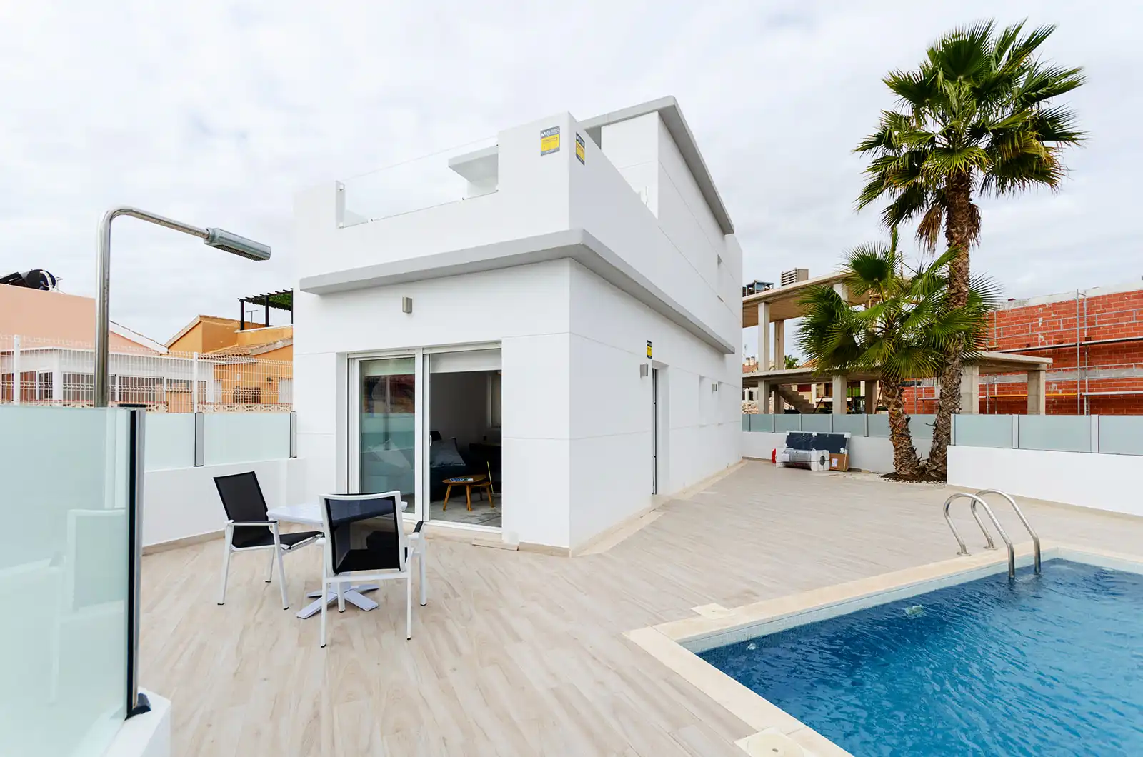 Villa avec terrasse à vendre à Zona Carrefour - Urbanizaciones