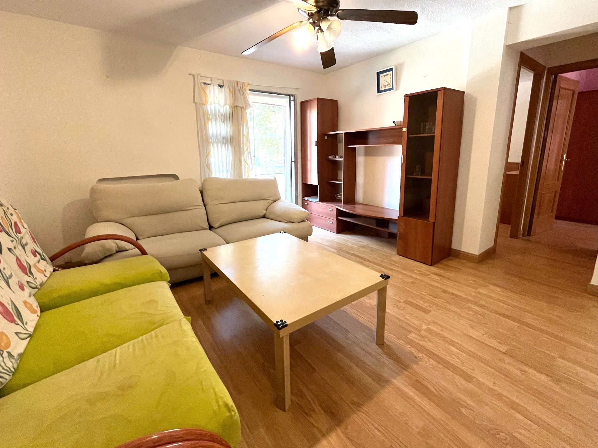 Living room of Flat for sale in  Madrid Capital  with Heating and Terrace