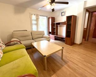 Sala d'estar de Pis en venda en  Madrid Capital amb Calefacció i Terrassa