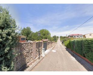 Vista exterior de Casa o xalet en venda en Palomeque amb Aire condicionat, Terrassa i Piscina