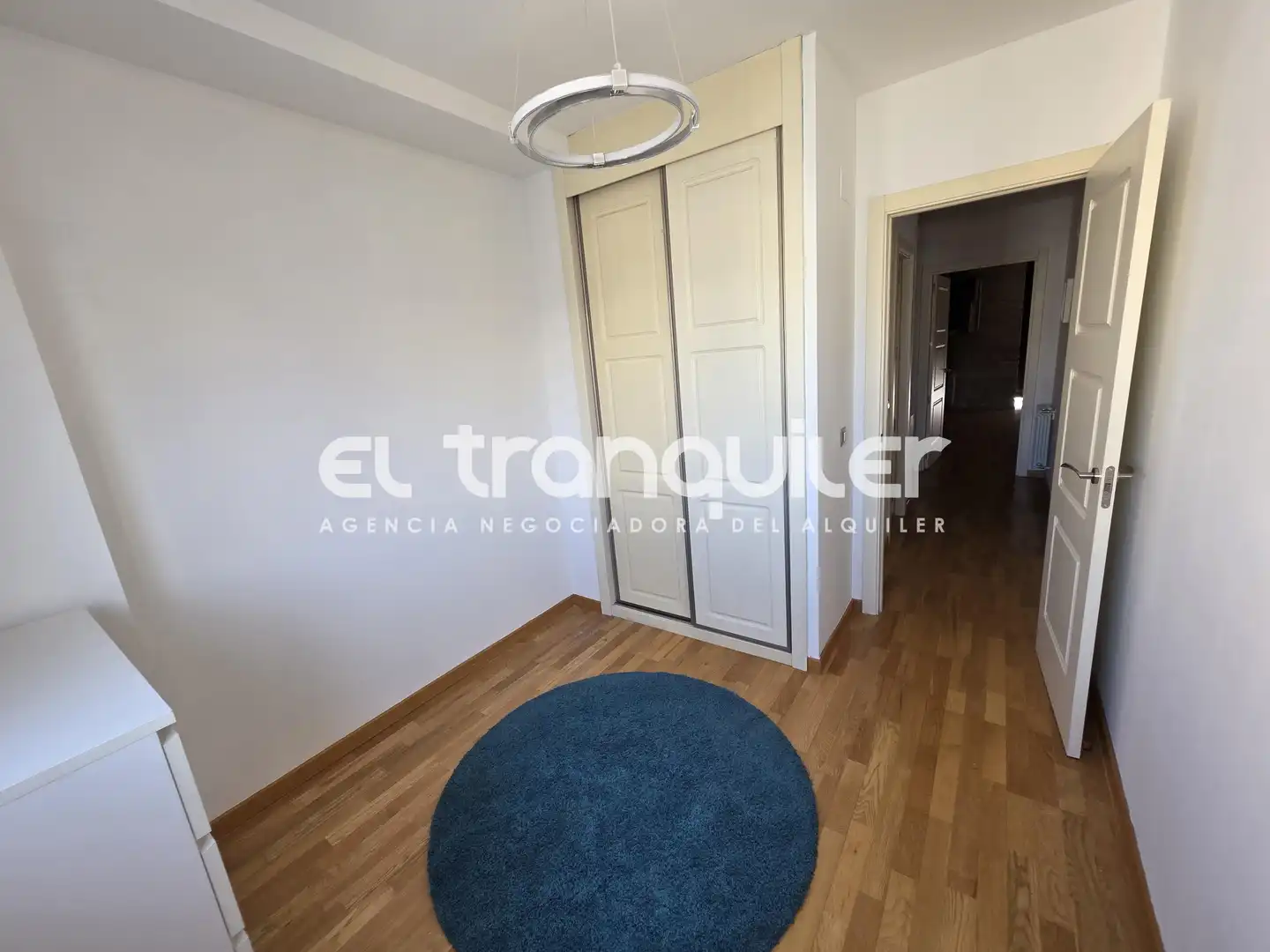 Bedroom of Flat for rent in Madrid  with Air Conditioner, Parquet flooring and Storage room