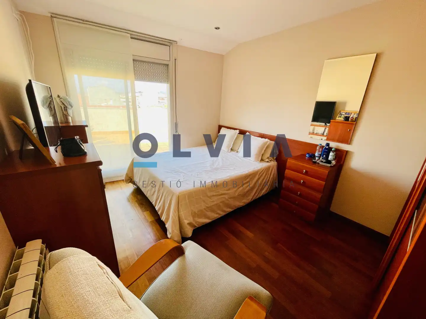 Bedroom of Duplexes for sale in Terrassa  with Air Conditioner, Heating and Parquet flooring