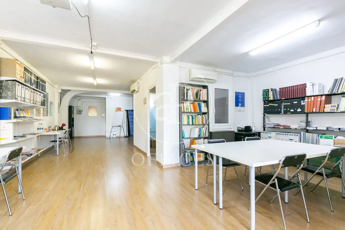 Büro zum Verkauf in Barcelona mit Klimaanlage