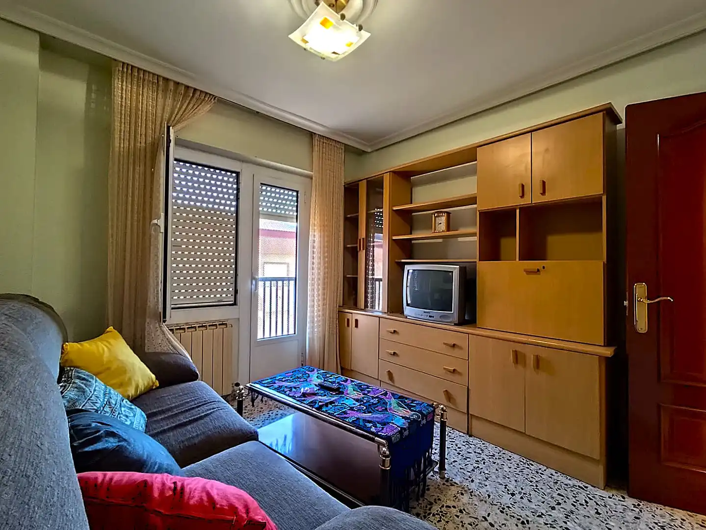 Sala de estar de Piso en venta en Arnedo con Calefacción, Terraza y Amueblado
