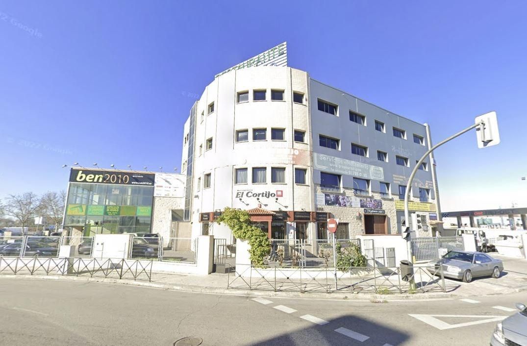 Exterior view of Office for sale in  Madrid Capital  with Heating