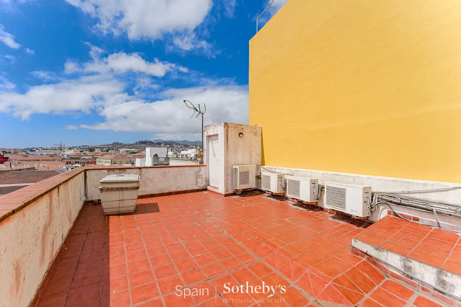 Terrace of Office for sale in San Cristóbal de la Laguna  with Terrace and Storage room
