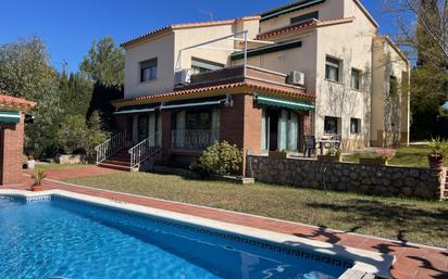 Piscina de Casa o xalet en venda en El Catllar  amb Aire condicionat, Terrassa i Piscina