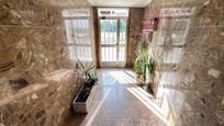 Pis en venda en Cangas  amb Calefacció, Terrassa i Moblat