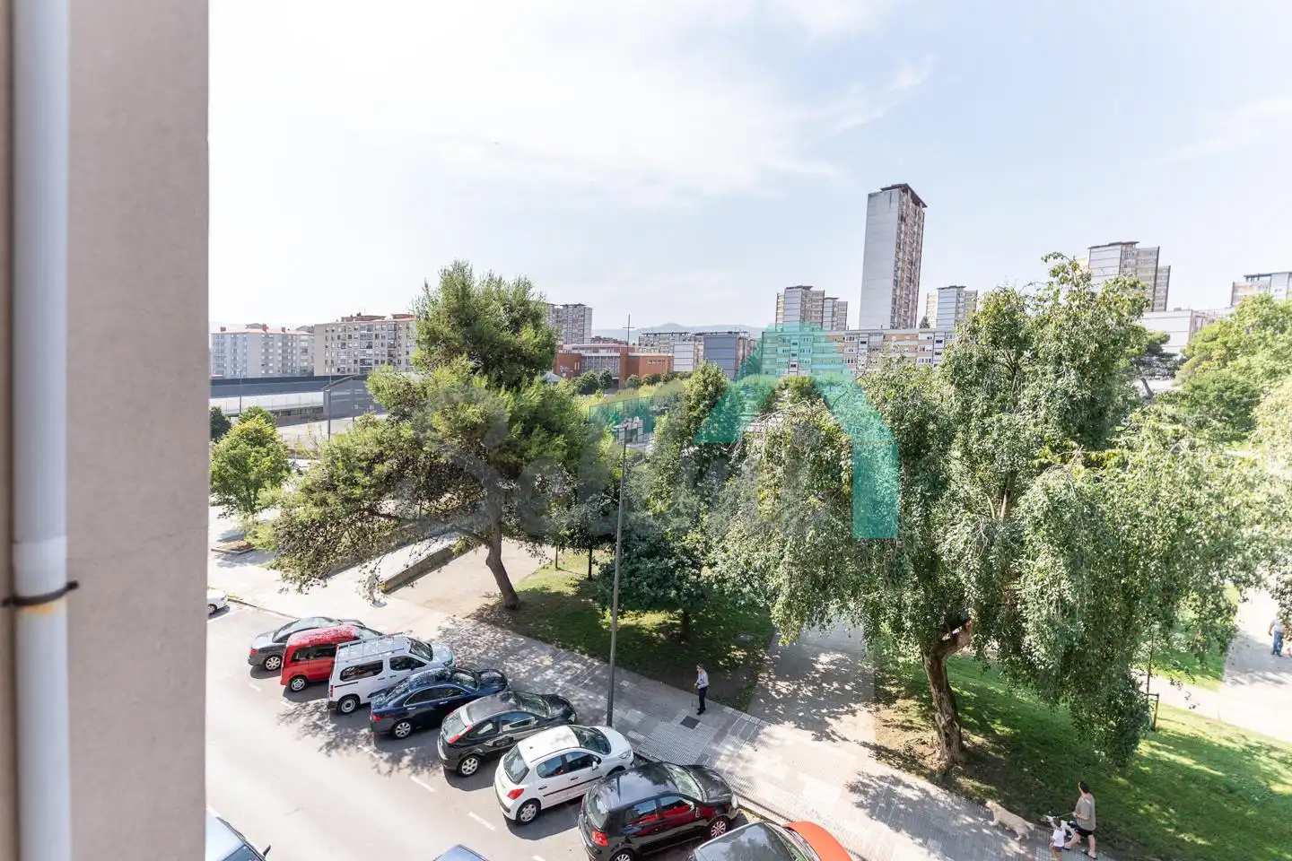 Vista exterior de Piso en venta en Gijón  con Calefacción