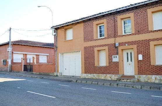 Exterior view of Country house for sale in Villaselán  with Heating and Private garden