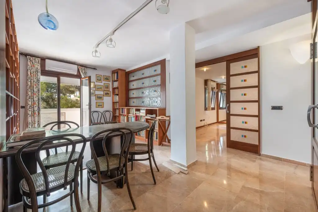 Esszimmer von Dachboden zum Verkauf in Calvià mit Klimaanlage, Heizung und Terrasse
