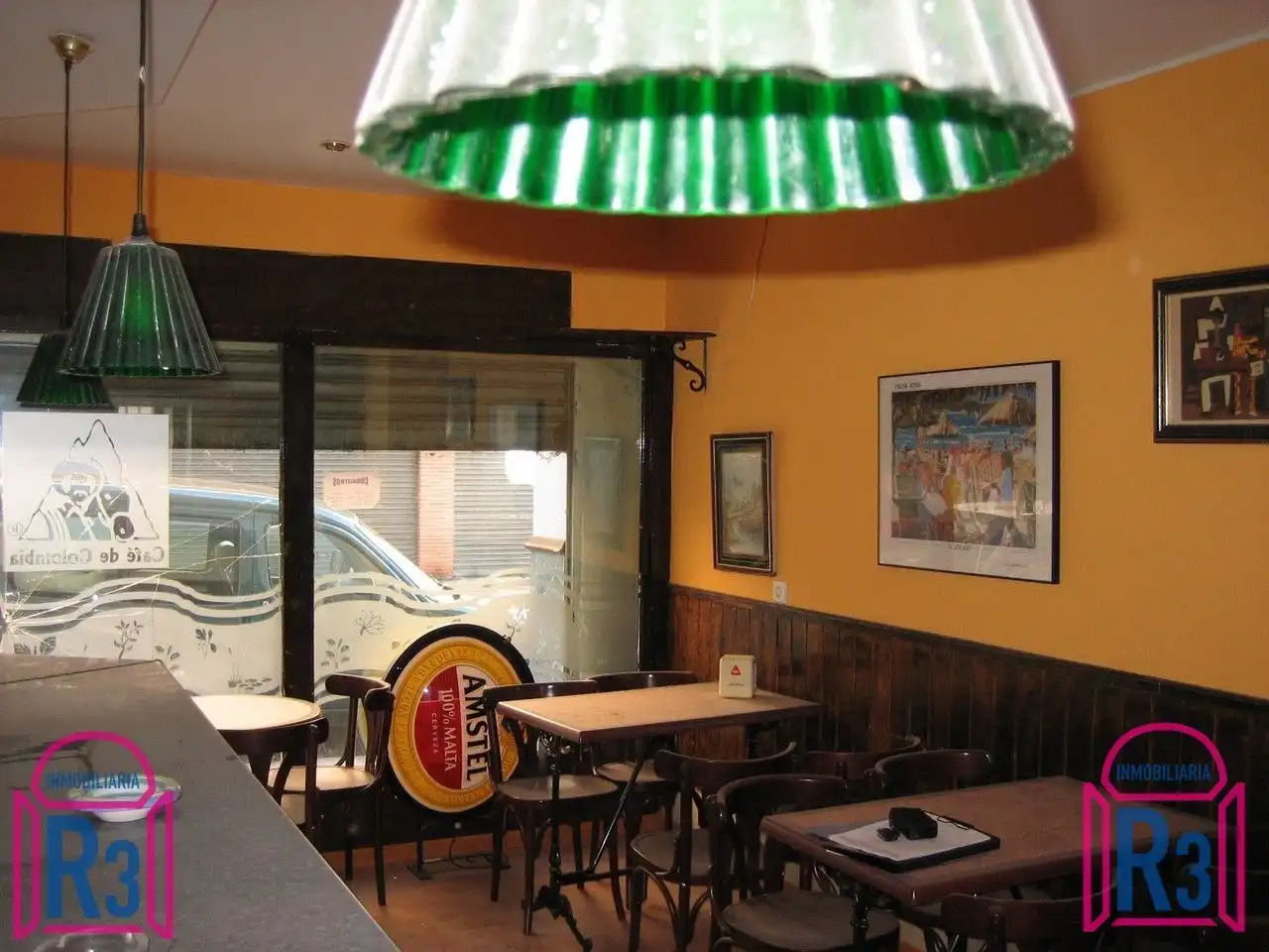 Local comercial en venda a San Mamés - La Palomera