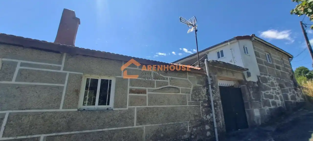 Casa amb terrassa en venda a O Carballiño