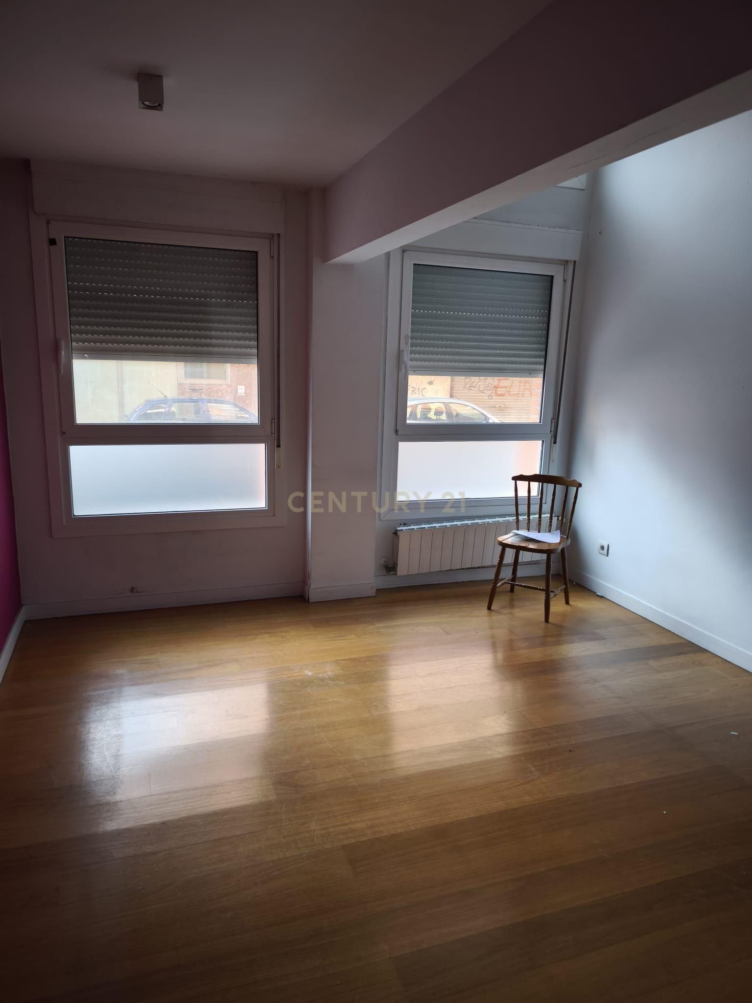 Vista exterior de Apartament en venda en Barakaldo 