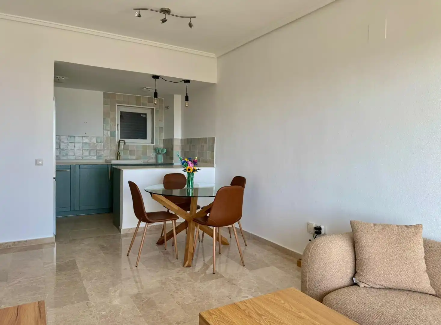 Dining room of Apartments for sale in Benidorm  with Terrace, Storage room and Furnished