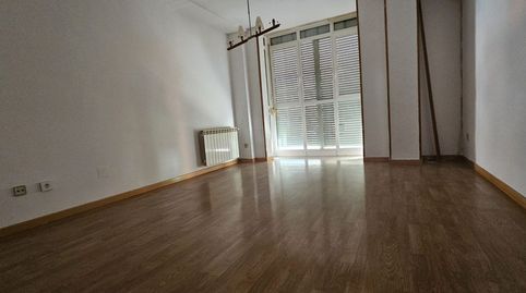 Foto 5 de Piso en venta en Valdesaz, Casco Histórico de Vallecas, Madrid Capital
