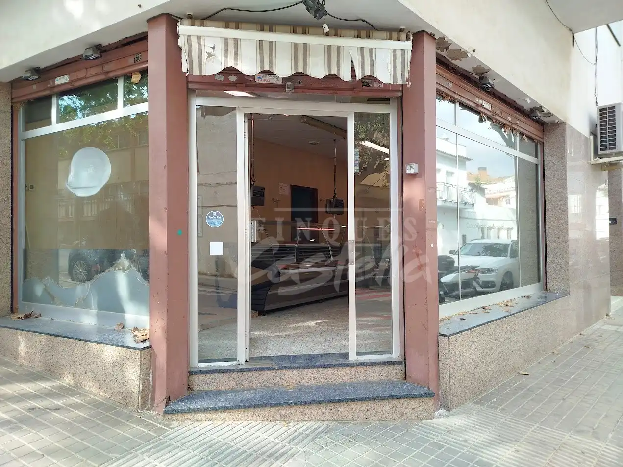 Local comercial en alquiler en Nucli Urbà