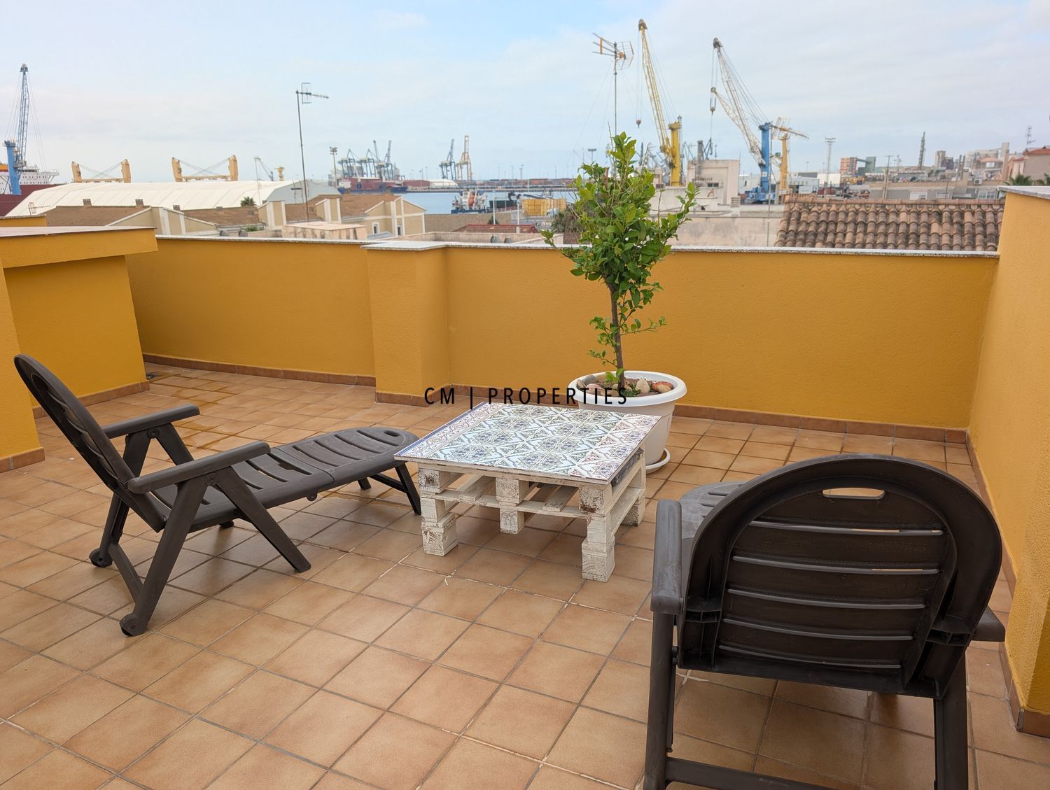 Terraza de Ático de alquiler en Sagunto / Sagunt con Aire acondicionado, Calefacción y Terraza