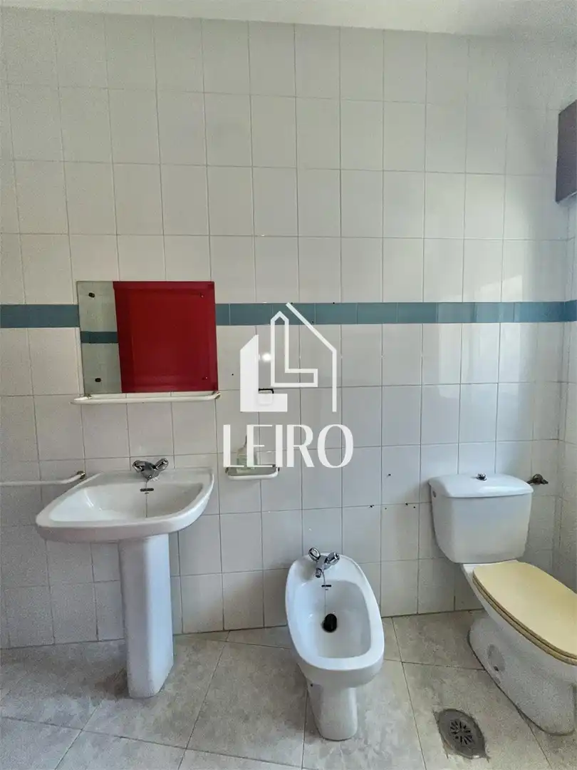 Local comercial de lloguer a Vilagarcía, imagen 16