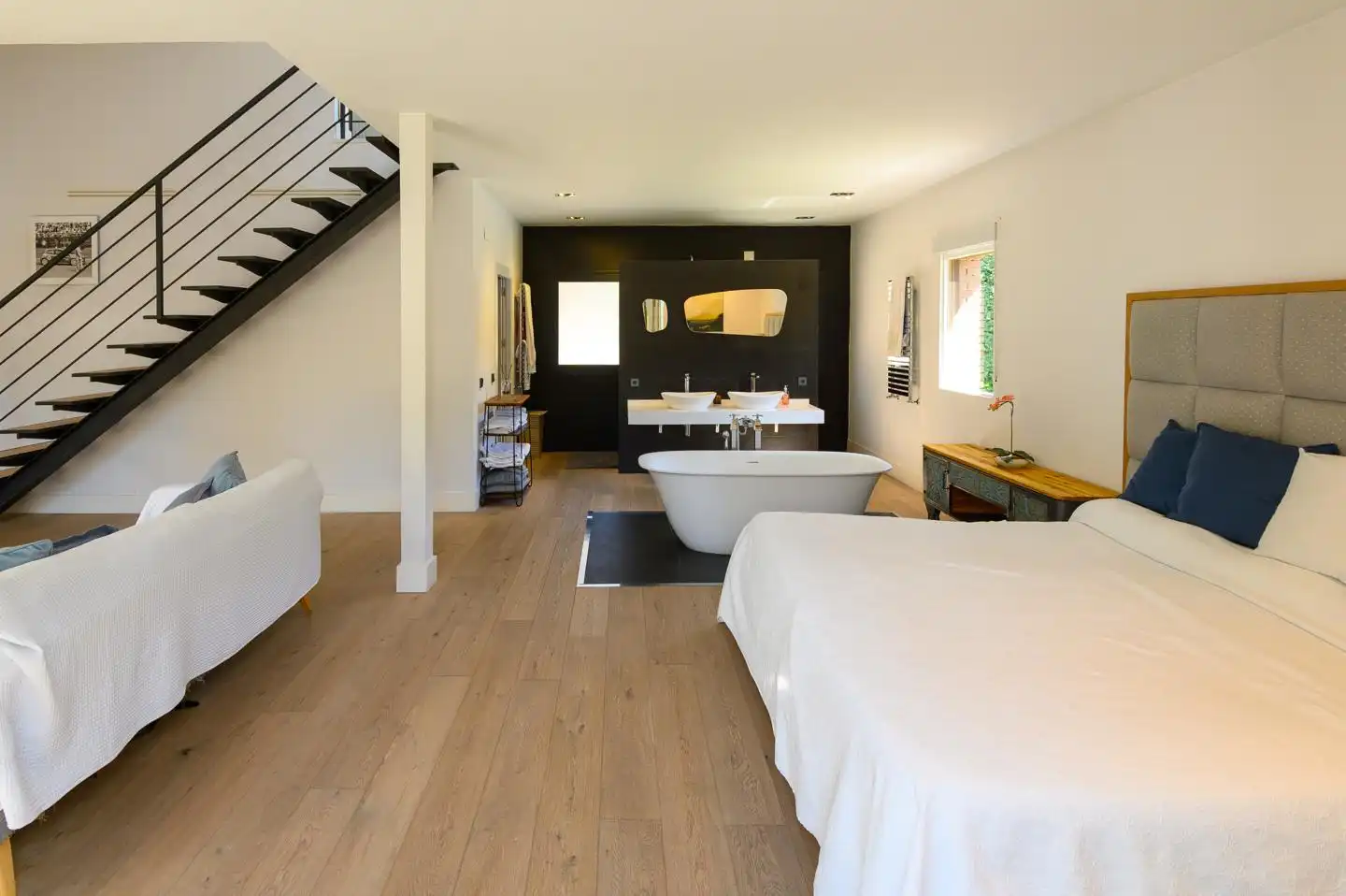Casa con piscina en venta en De Mesoncillos, imagen 2