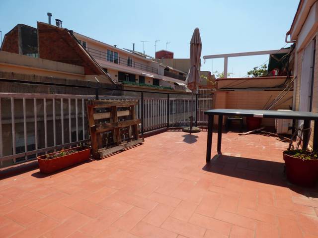 Ático en Alquiler en Carrer de Varsòvia en El Guinardó
