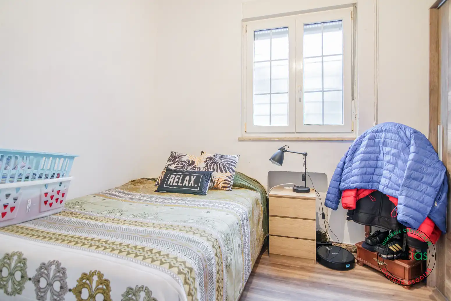 Schlafzimmer von Geschaftsraum zum Verkauf in Castrillón mit Klimaanlage und Möbliert