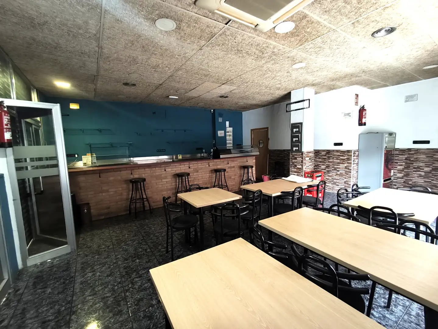Business premises to rent in Carrer Terrassa, imagen 2