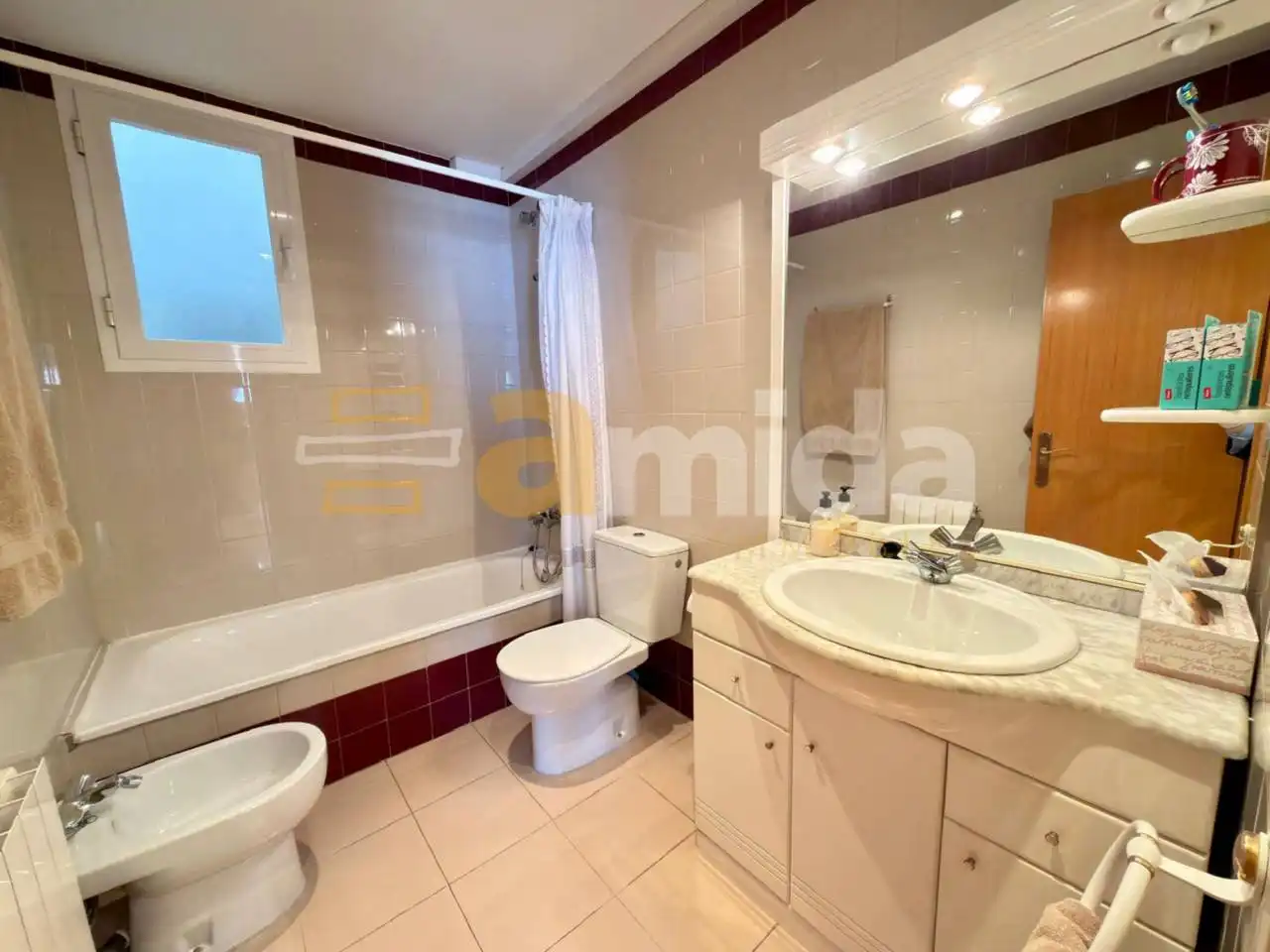 Baño de Piso en venta en Sabadell con Aire acondicionado y Calefacción