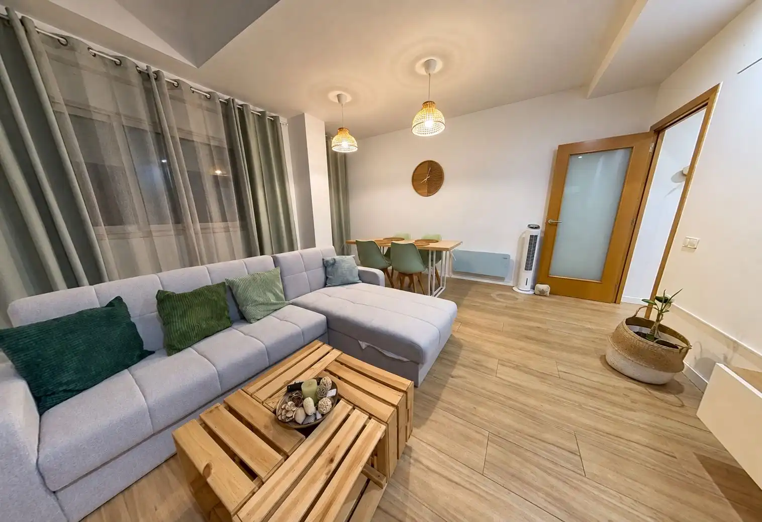 Duplex with lift for sale in Carrer ďAragó, imagen 2