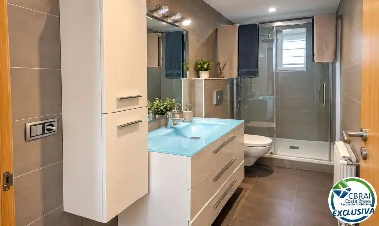 Bathroom of Houses for sale in Roses  with Heating, Private garden and Terrace
