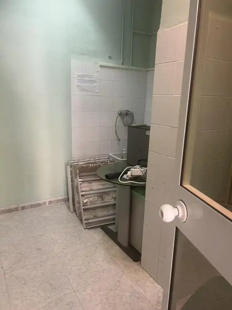 Bathroom of Commercial properties for rent in Montequinto  with Air Conditioner