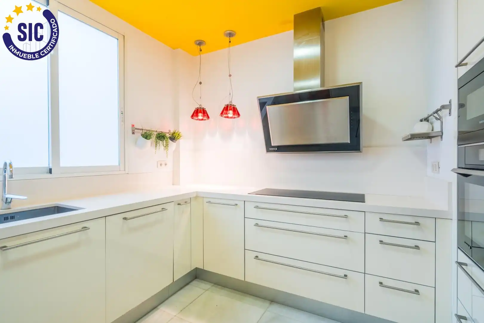 Cocina de Piso en venta en Valencia con Calefacción y Parquet