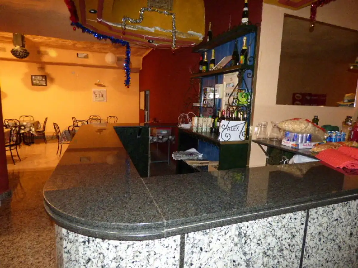 Local en venda en Badajoz amb Aire condicionat