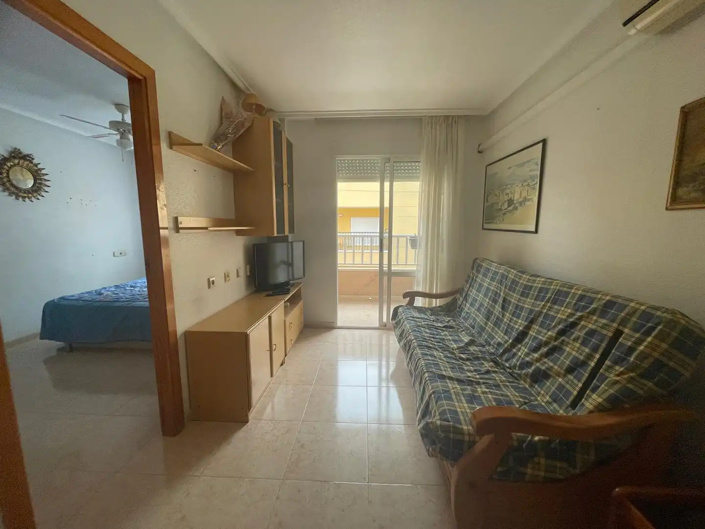 Wohnzimmer von Wohnung zum Verkauf in Torrevieja mit Klimaanlage, Heizung und Terrasse