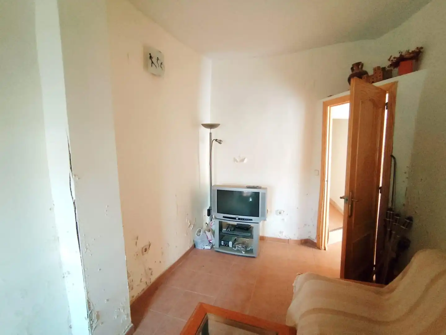 Sala d'estar de Casa o xalet en venda en Almoguera amb Jardí privat