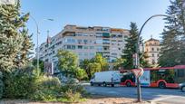 Vista exterior de Pis en venda en  Granada Capital amb Aire condicionat, Calefacció i Terrassa